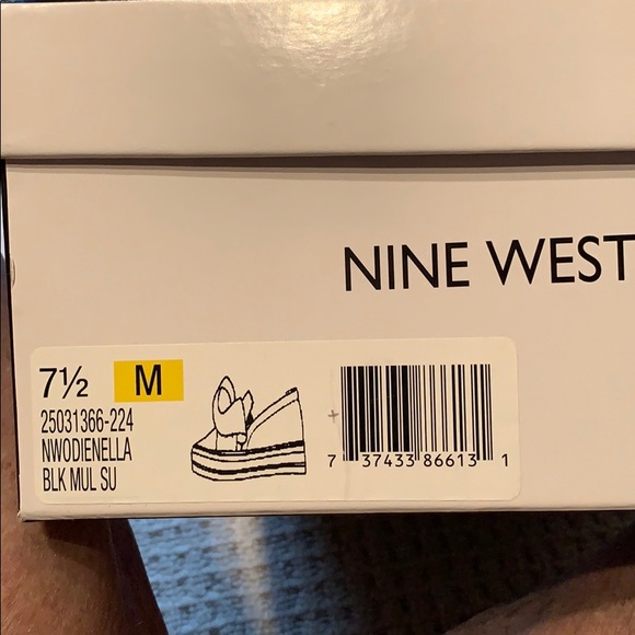 SOLD Nine West Bow SlipOn Sneaker 7.5 Black Suede - Picture 7 of 7